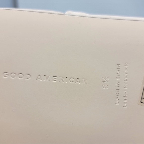 Good American Platform Chunky Gold Chain Beige Nude Slides Sandals Resort Beachy - Picture 8 of 8